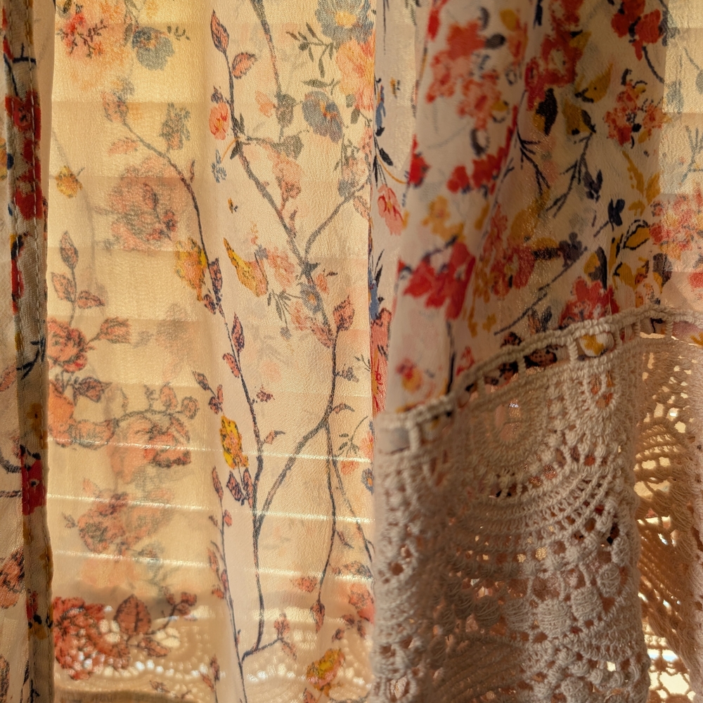 Xhilaration Floral Print Kimono - Picture 2 of 3